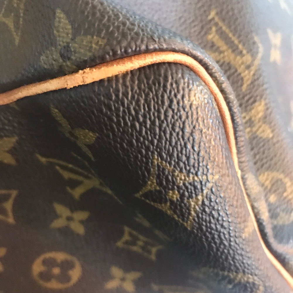 Authentic Louis Vuitton Keepall 50 Travel Handbag - Picture 8 of 12